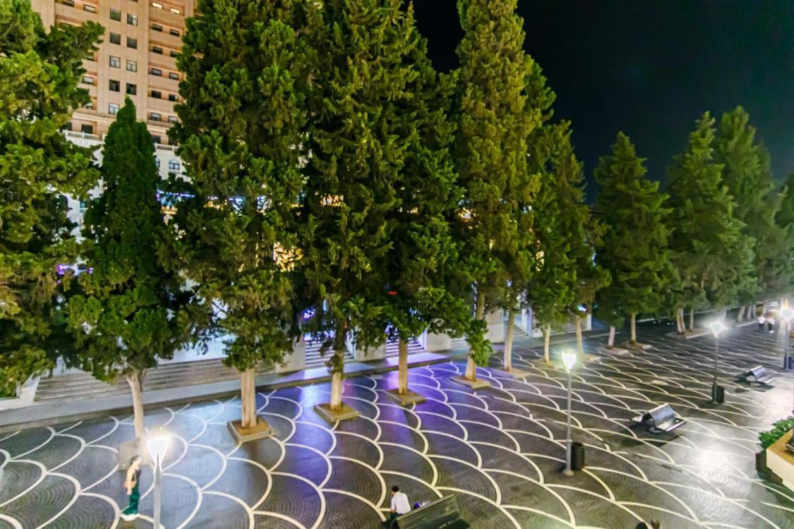 M Estate. 2 Room Home In Targovu Baku Luaran gambar