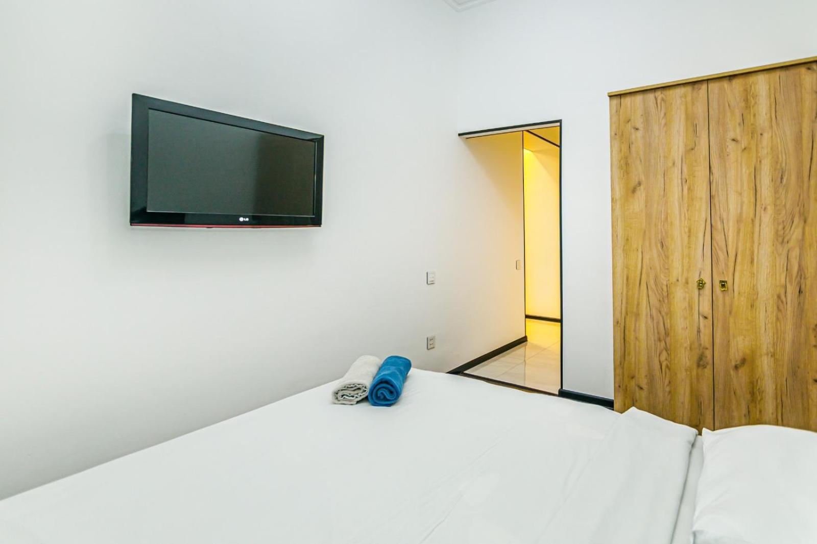 M Estate. 2 Room Home In Targovu Baku Luaran gambar